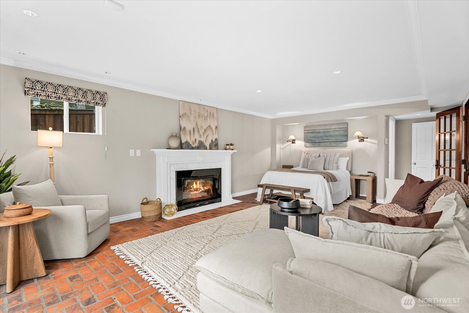 4565 E Laurel Drive NE Seattle WA 98105