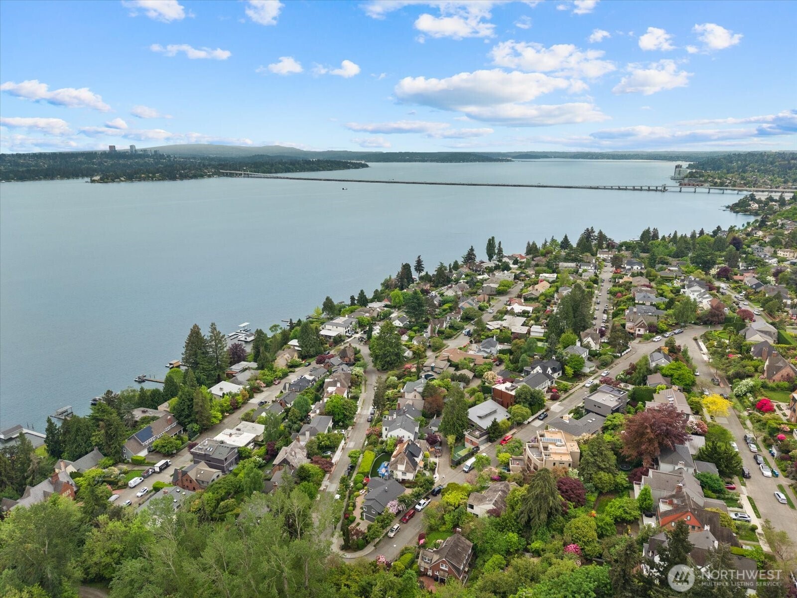 4565 E Laurel Drive NE Seattle WA 98105