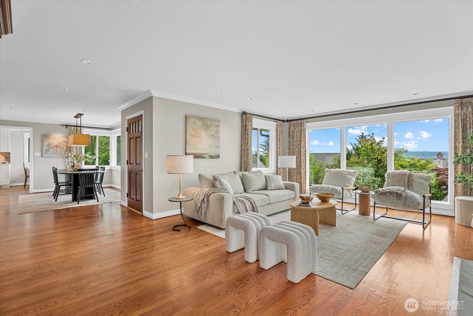 4565 E Laurel Drive NE Seattle WA 98105