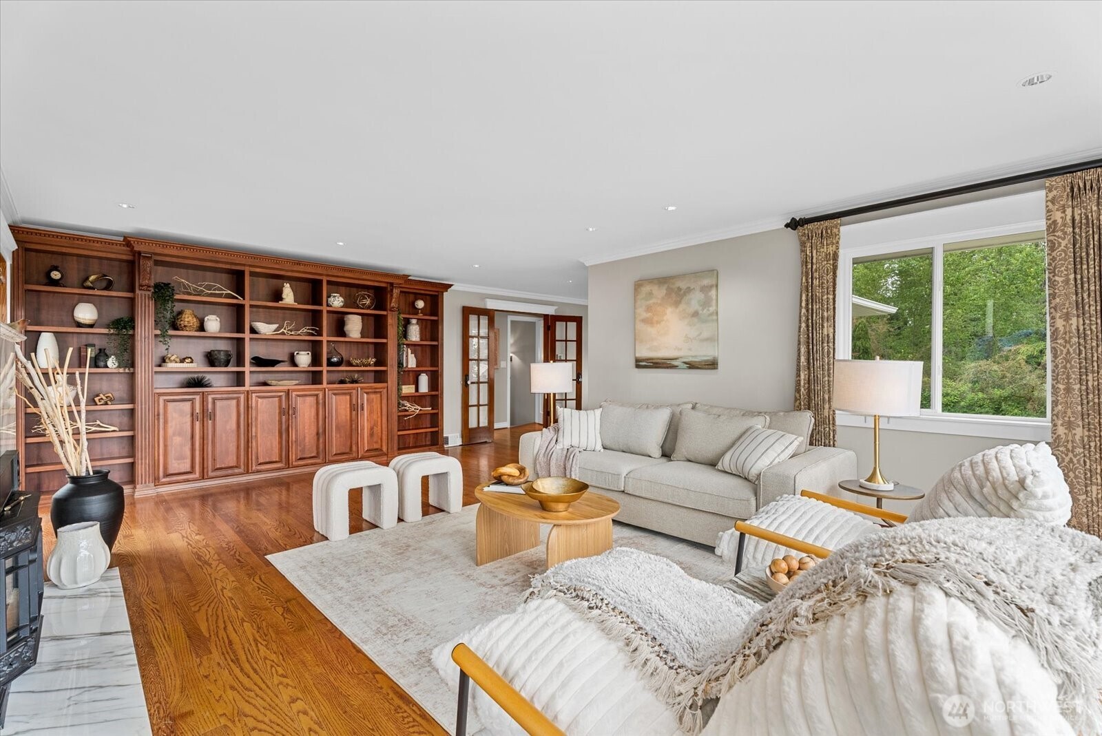 4565 E Laurel Drive NE Seattle WA 98105