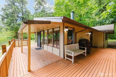30 Alta Vista Belfair WA 98528