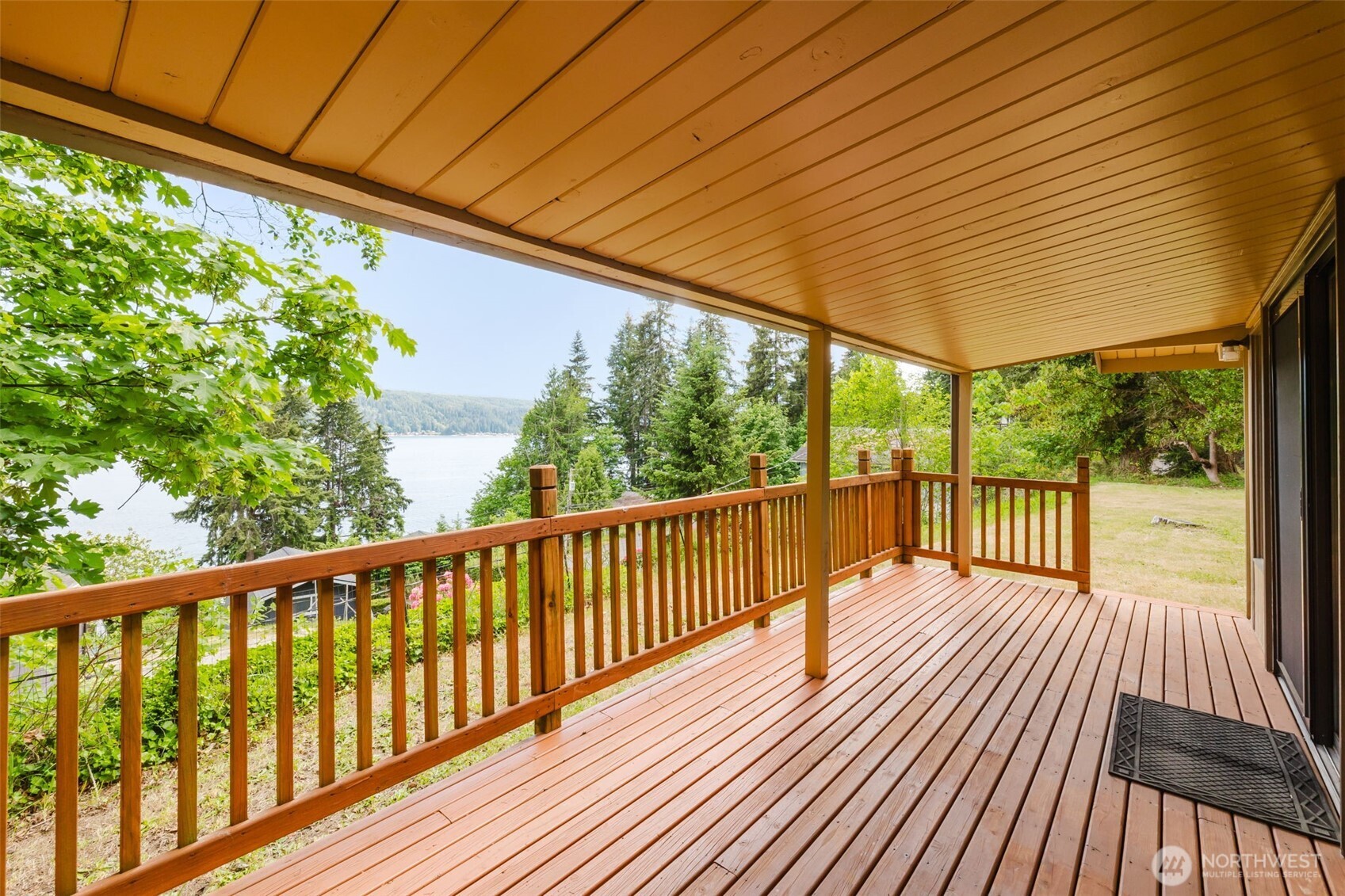 30 NE Alta Vista Drive Belfair WA 98528