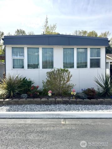 10628 63rd Street Ct E Puyallup WA 98372