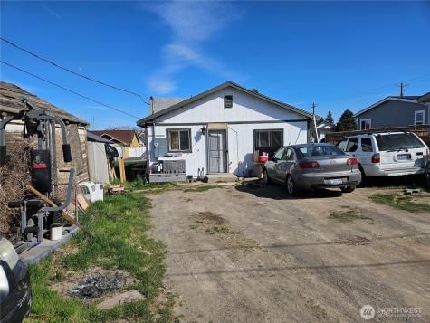 47 S Dogwood Street Soap Lake WA 98851