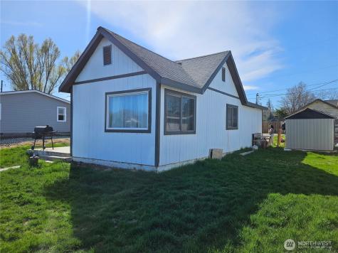 47 S Dogwood Street Soap Lake WA 98851