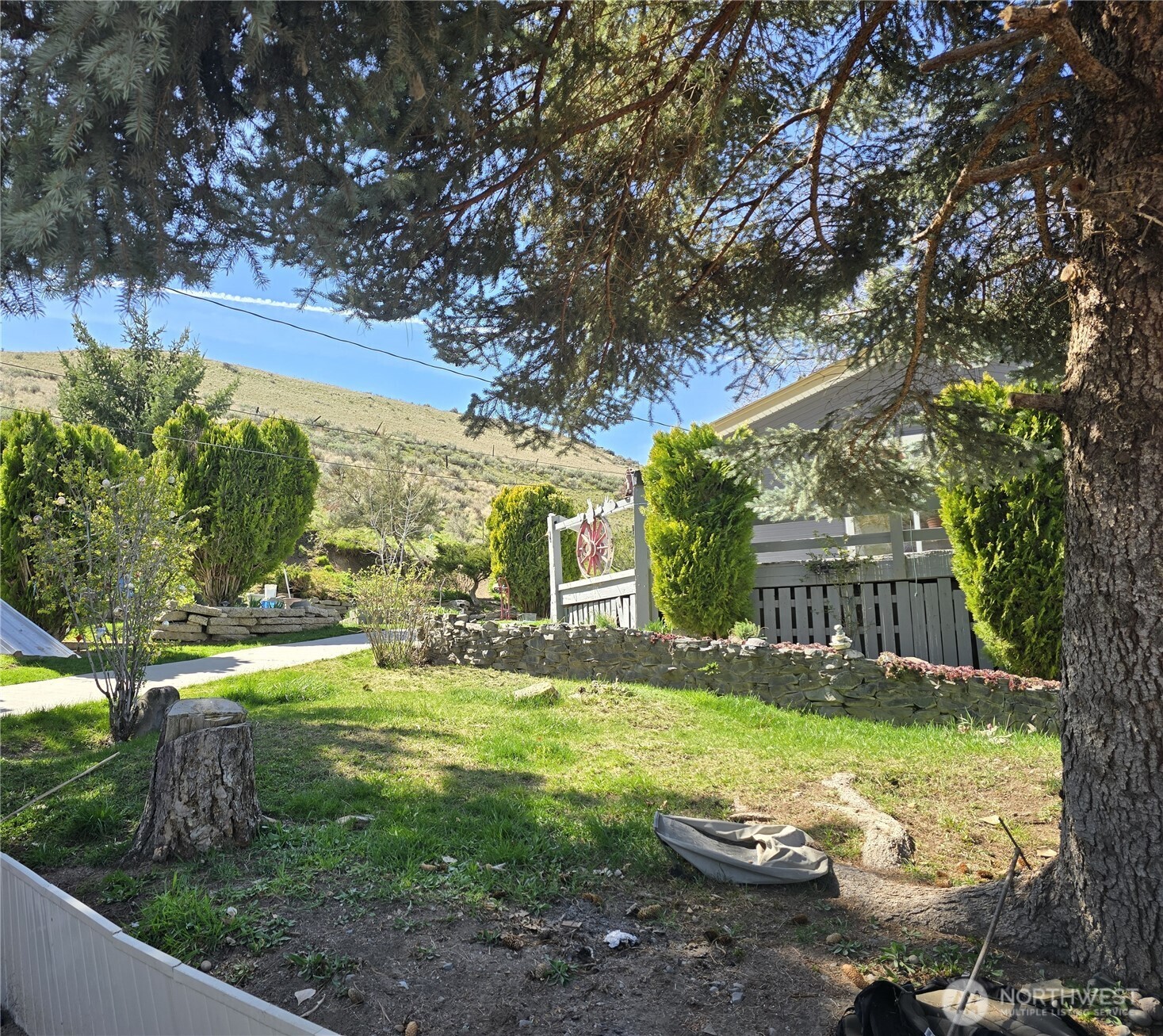 710 Adobe Way Selah WA 98242