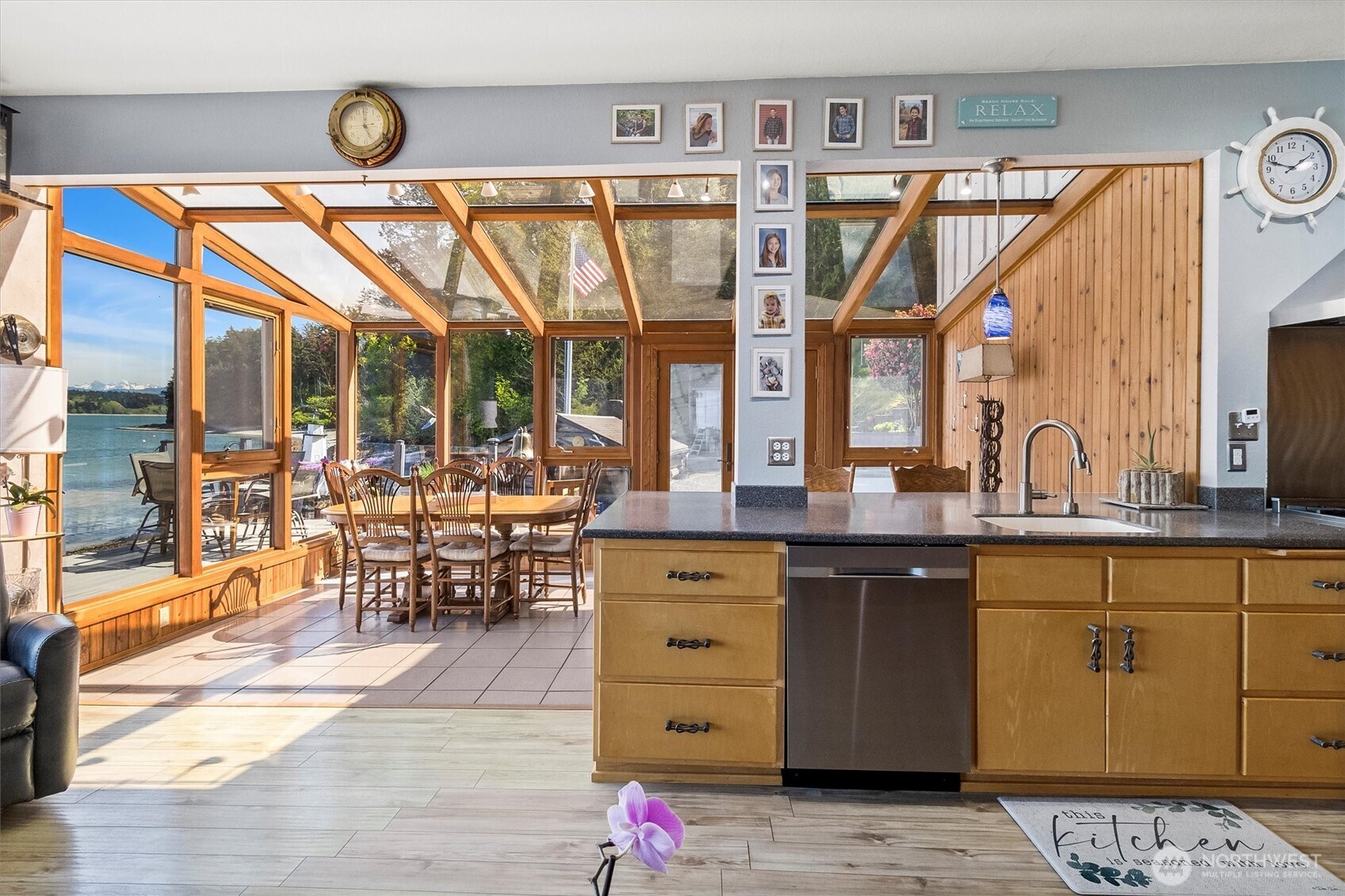 1442 Seacrest Drive Lummi Island WA 98262