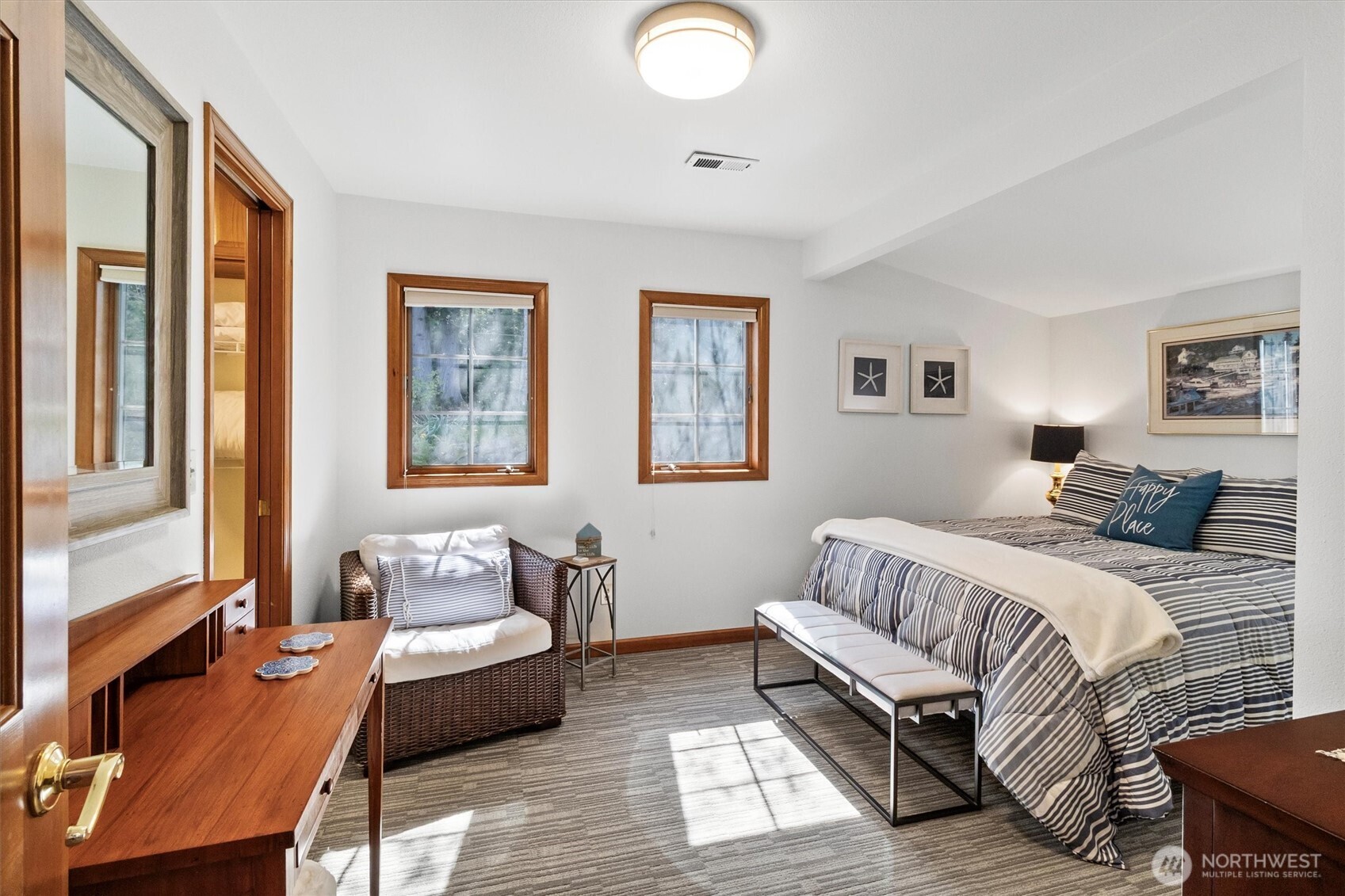 1442 Seacrest Drive Lummi Island WA 98262