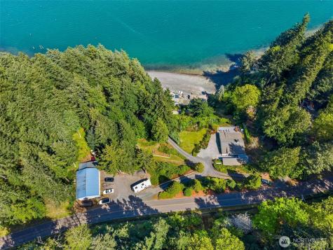 1442 Seacrest Drive Lummi Island WA 98262