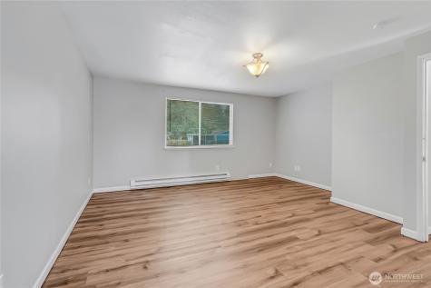 2914 Forest Rim Court S Puyallup WA 98374