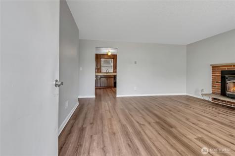 2914 Forest Rim Court S Puyallup WA 98374