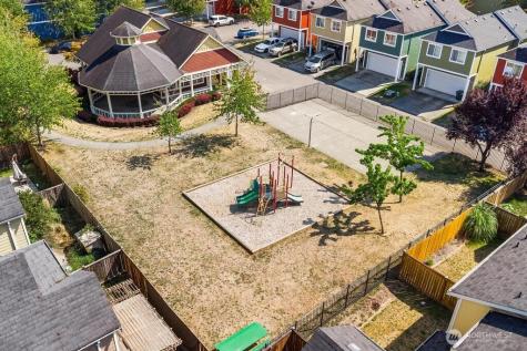 11415 6th Avenue E Tacoma WA 98445