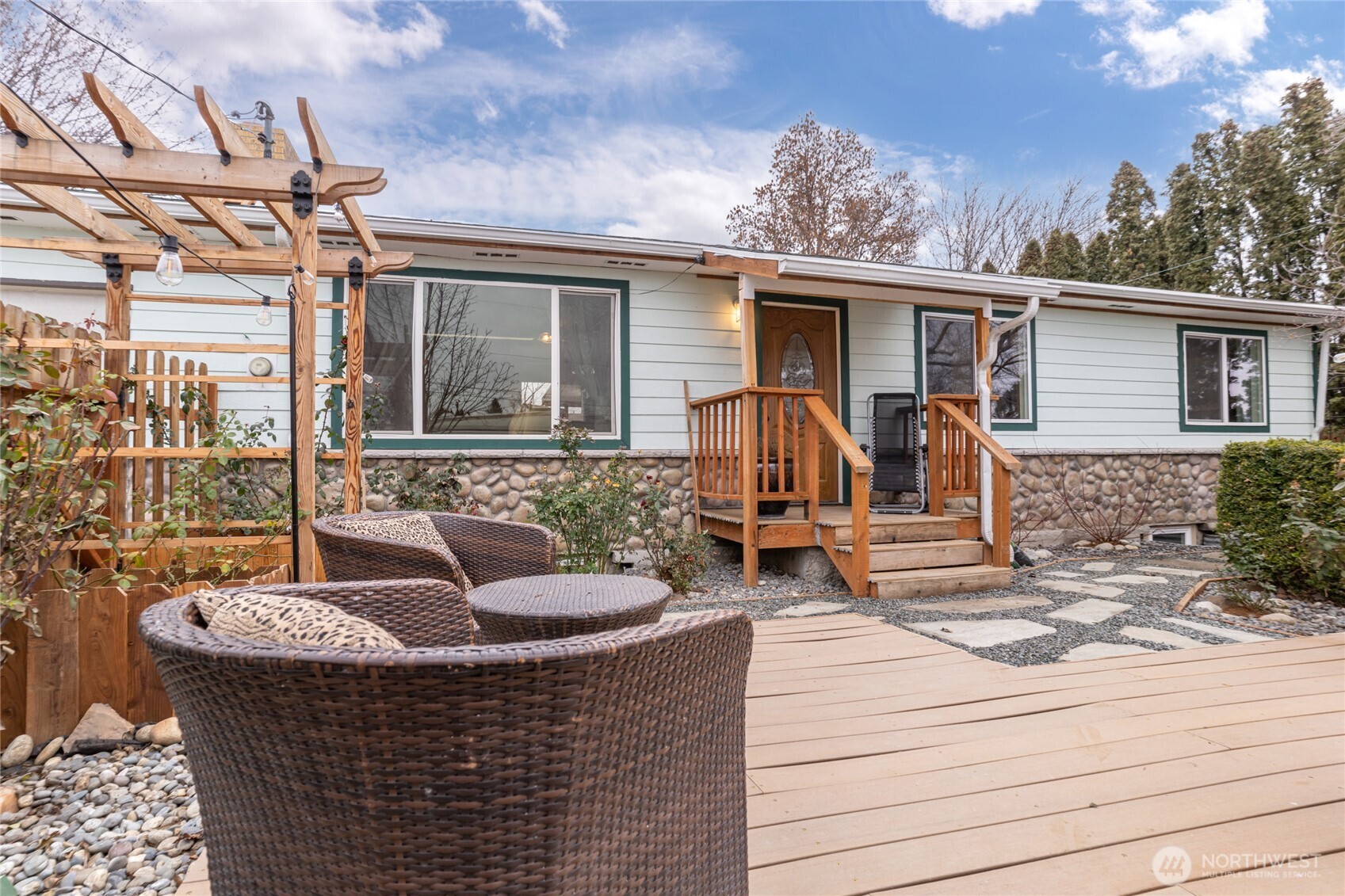 785 N Jerome Lane East Wenatchee WA 98802