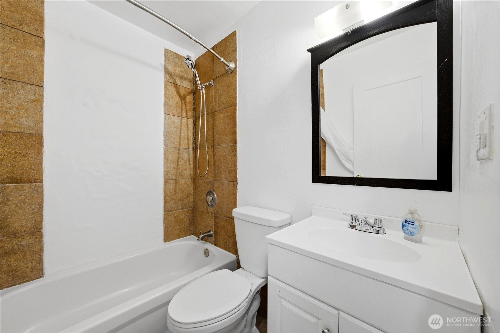 9016 Bong Loop Drive Moses Lake WA 98837