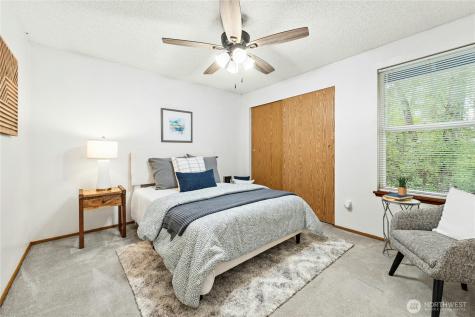 15725 88th Avenue Ct E Puyallup WA 98375