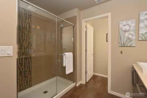29030 122nd Way SE Auburn WA 98092