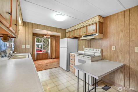 5220 SW 176th Street Lynnwood WA 98037