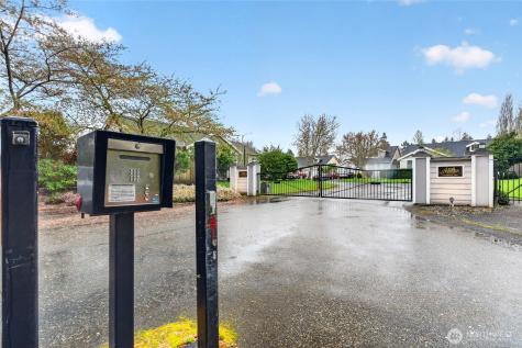 11310 3rd Avenue Court E Tacoma WA 98445
