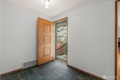 1511 S Macarthur Street Tacoma WA 98465