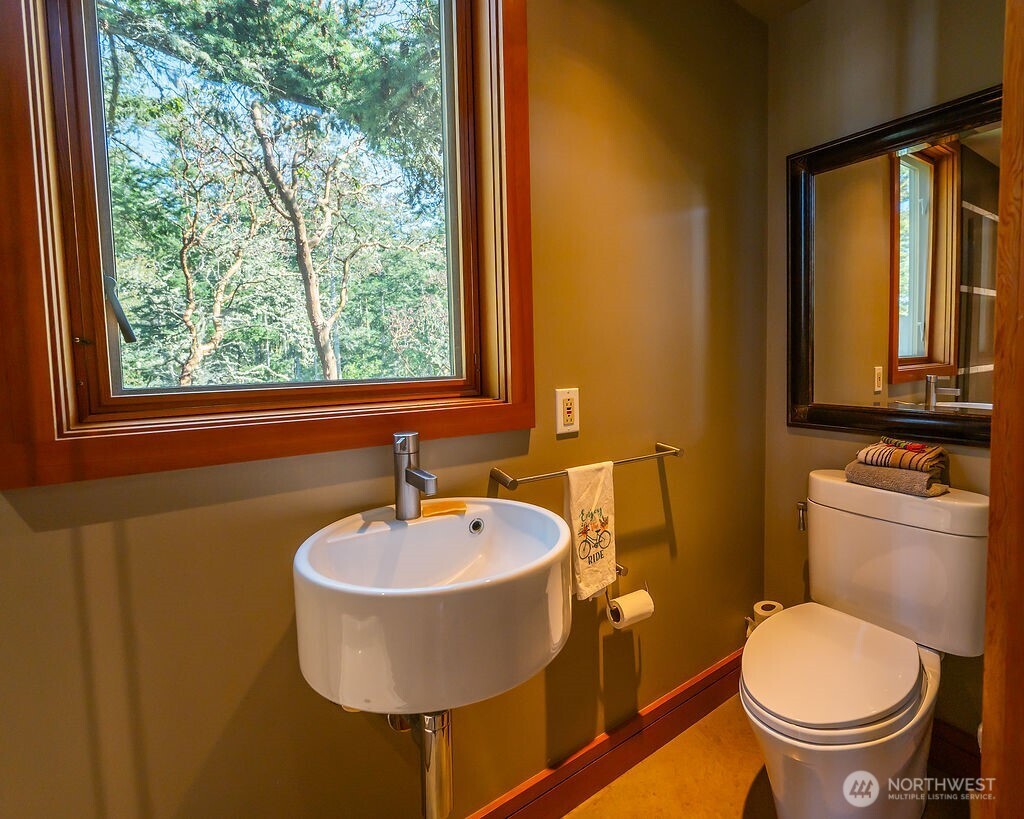 89 Flint Road Lopez Island WA 98261