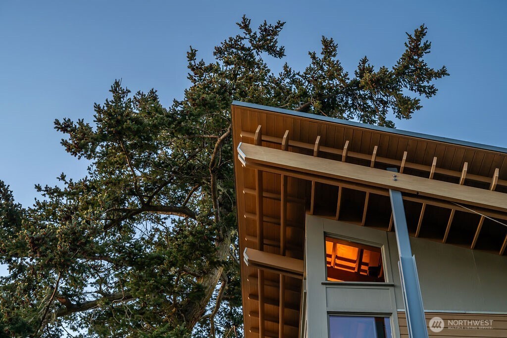 89 Flint Road Lopez Island WA 98261