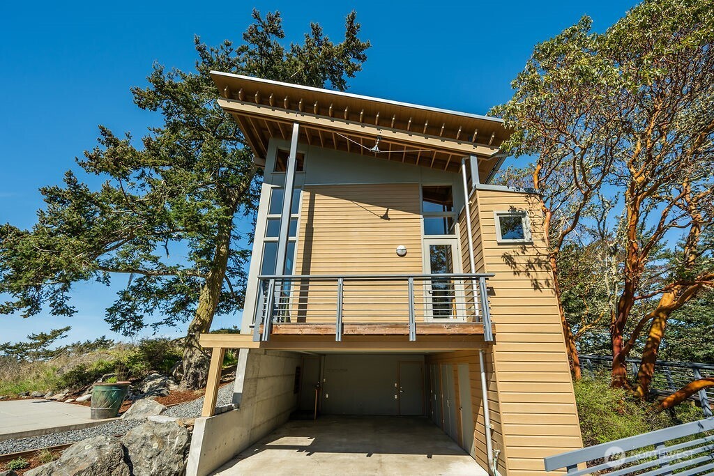 89 Flint Road Lopez Island WA 98261