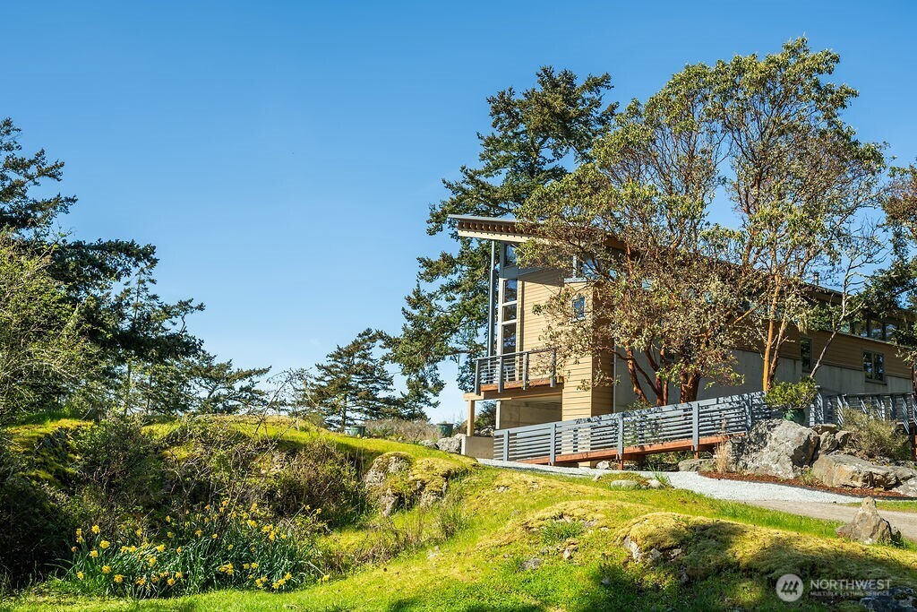 89 Flint Road Lopez Island WA 98261