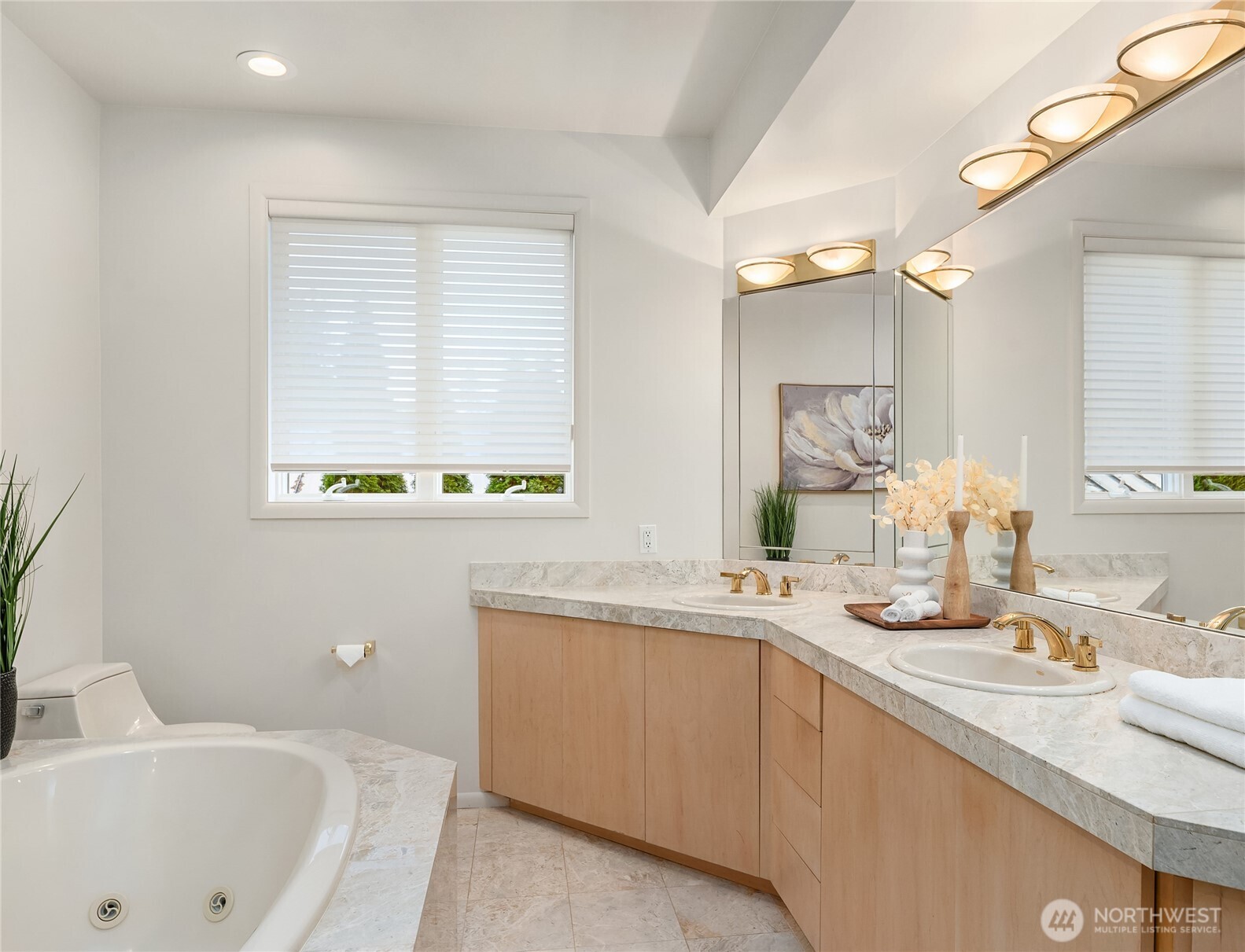 936 170th Place SE Bellevue WA 98008
