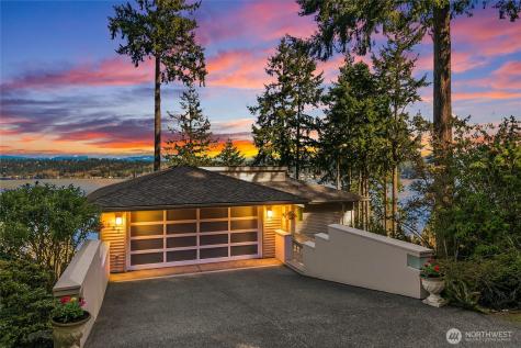 936 170th Place SE Bellevue WA 98008