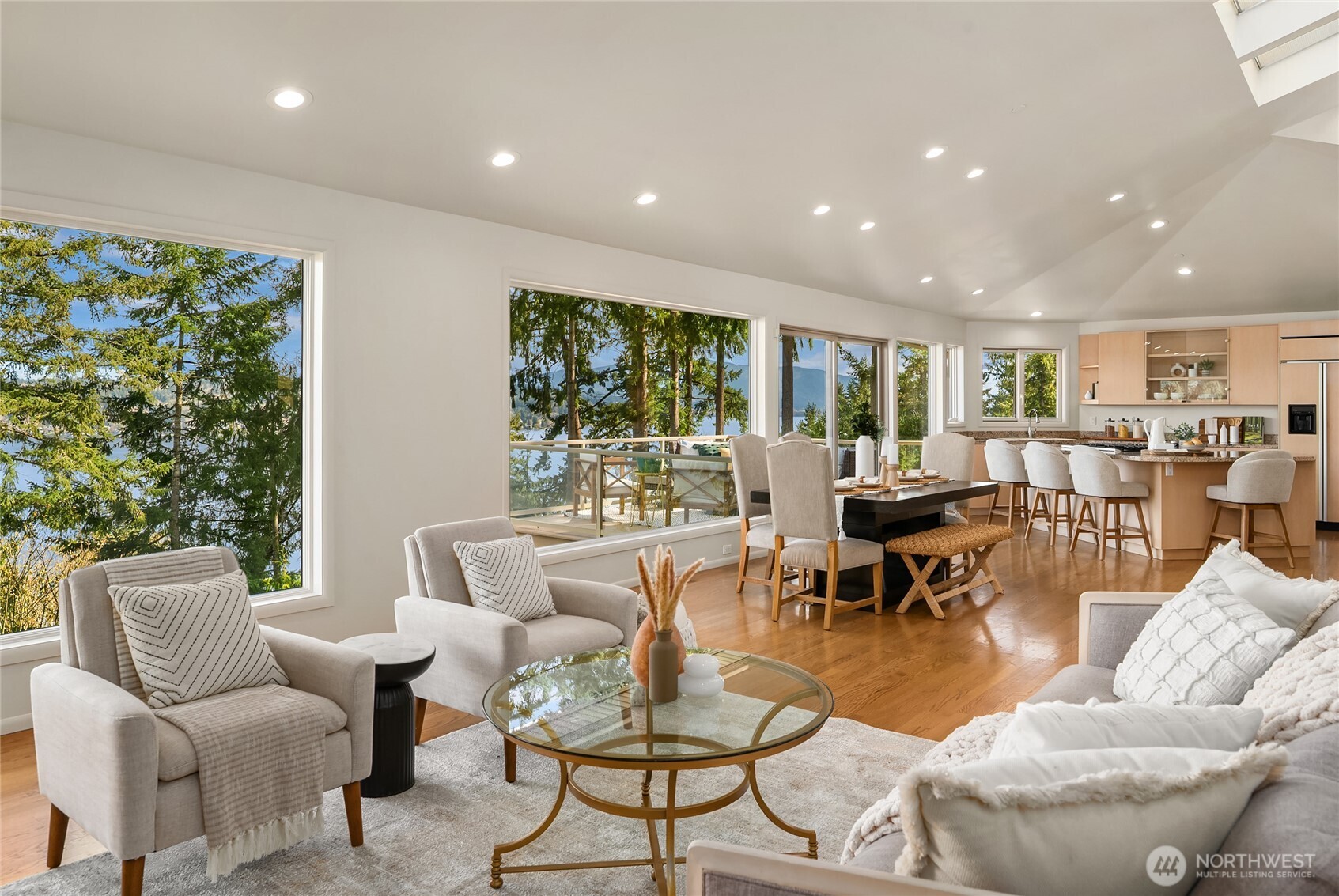 936 170th Place SE Bellevue WA 98008
