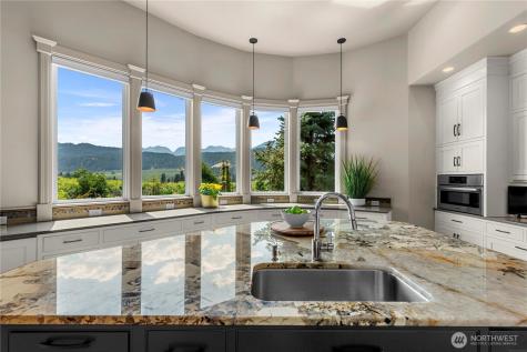 10755 North Road Leavenworth WA 98826