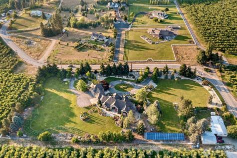 10755 North Road Leavenworth WA 98826