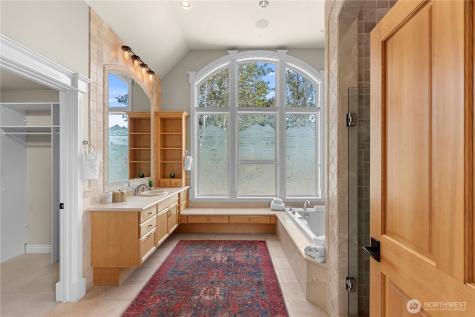 10755 North Road Leavenworth WA 98826