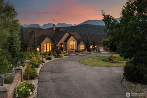 10755 North Road Leavenworth WA 98826