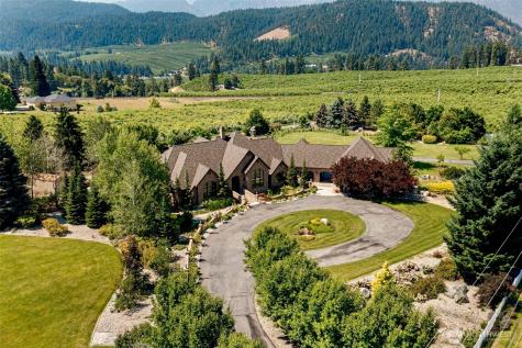 10755 North Road Leavenworth WA 98826