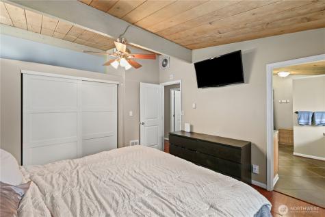 7023 126th Street E Puyallup WA 98373
