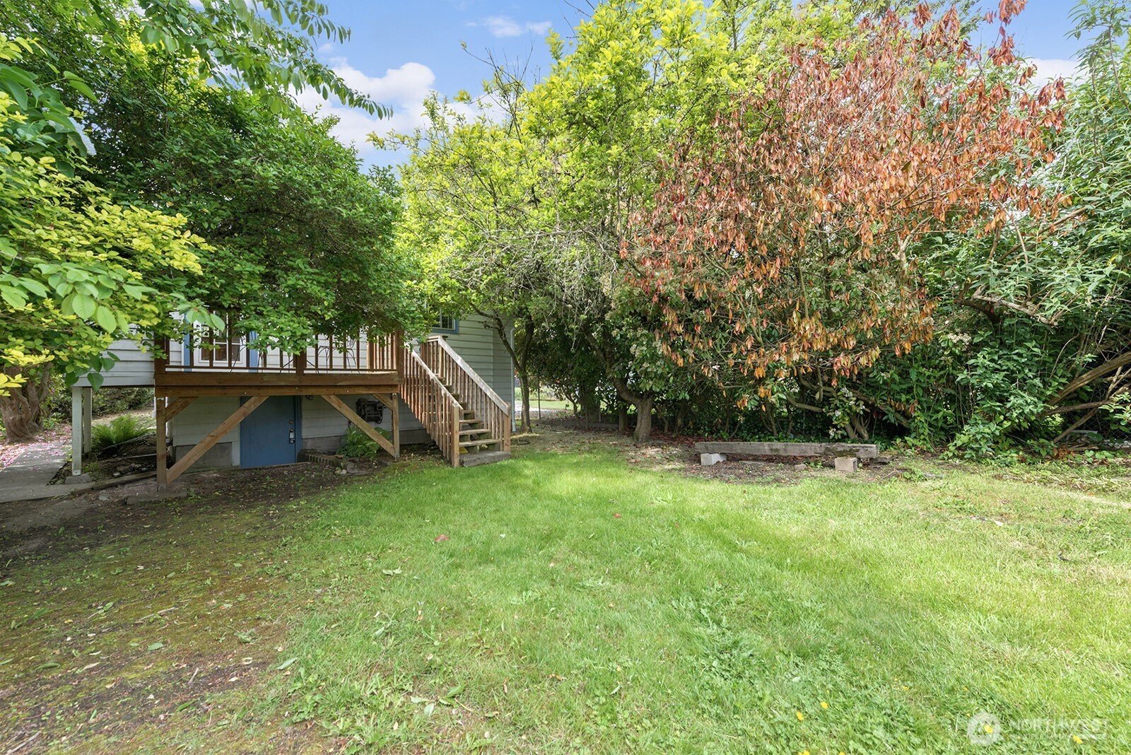 8844 18th Avenue SW Seattle WA 98106