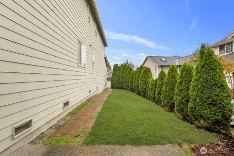 24115 22nd Place W Bothell WA 98021