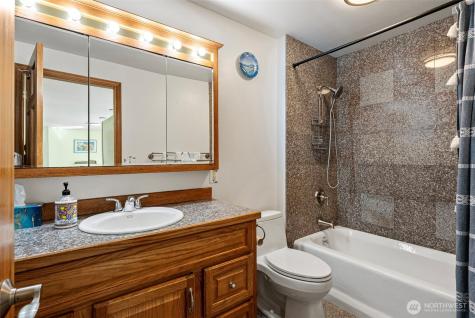 5502 N 42nd Street Tacoma WA 98407