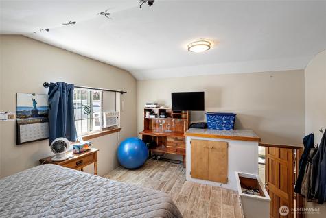 5502 N 42nd Street Tacoma WA 98407