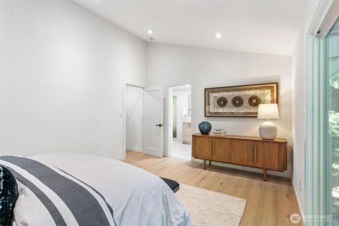 4278 137th Avenue NE Bellevue WA 98005