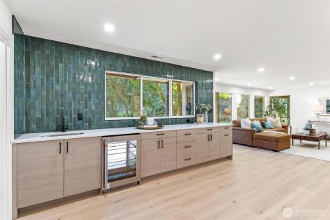 4278 137th Avenue NE Bellevue WA 98005