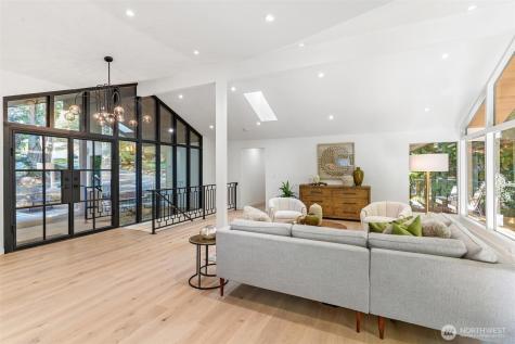 4278 137th Avenue NE Bellevue WA 98005