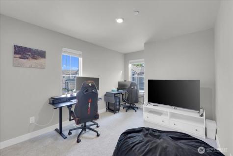 8576 35th Place NE Marysville WA 98270