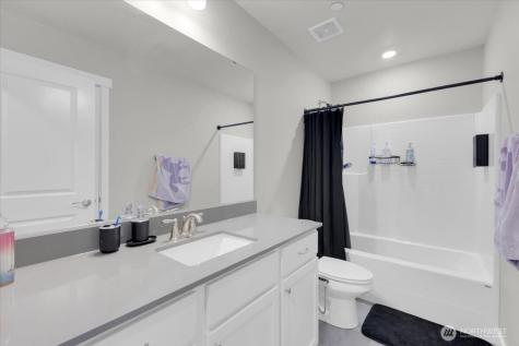 8576 35th Place NE Marysville WA 98270