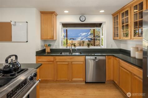 15126 NE 67th Place Redmond WA 98052