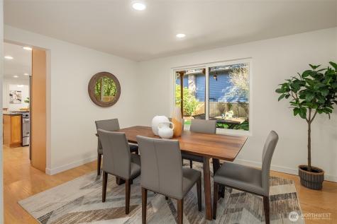 15126 NE 67th Place Redmond WA 98052