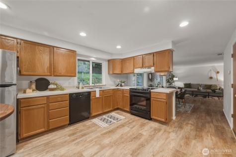 1386 Lahti Drive Bellingham WA 98226