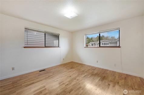 2601 2nd Avenue E Port Orchard WA 98366