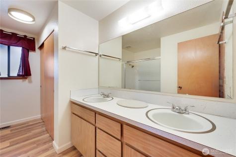 2601 2nd Avenue E Port Orchard WA 98366